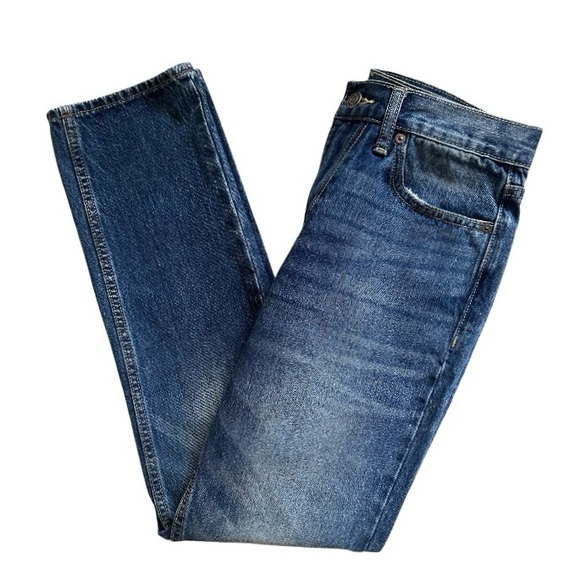 Old Navy Medium Wash Slim Fit Jeans Size 30 - Picture 7 of 7